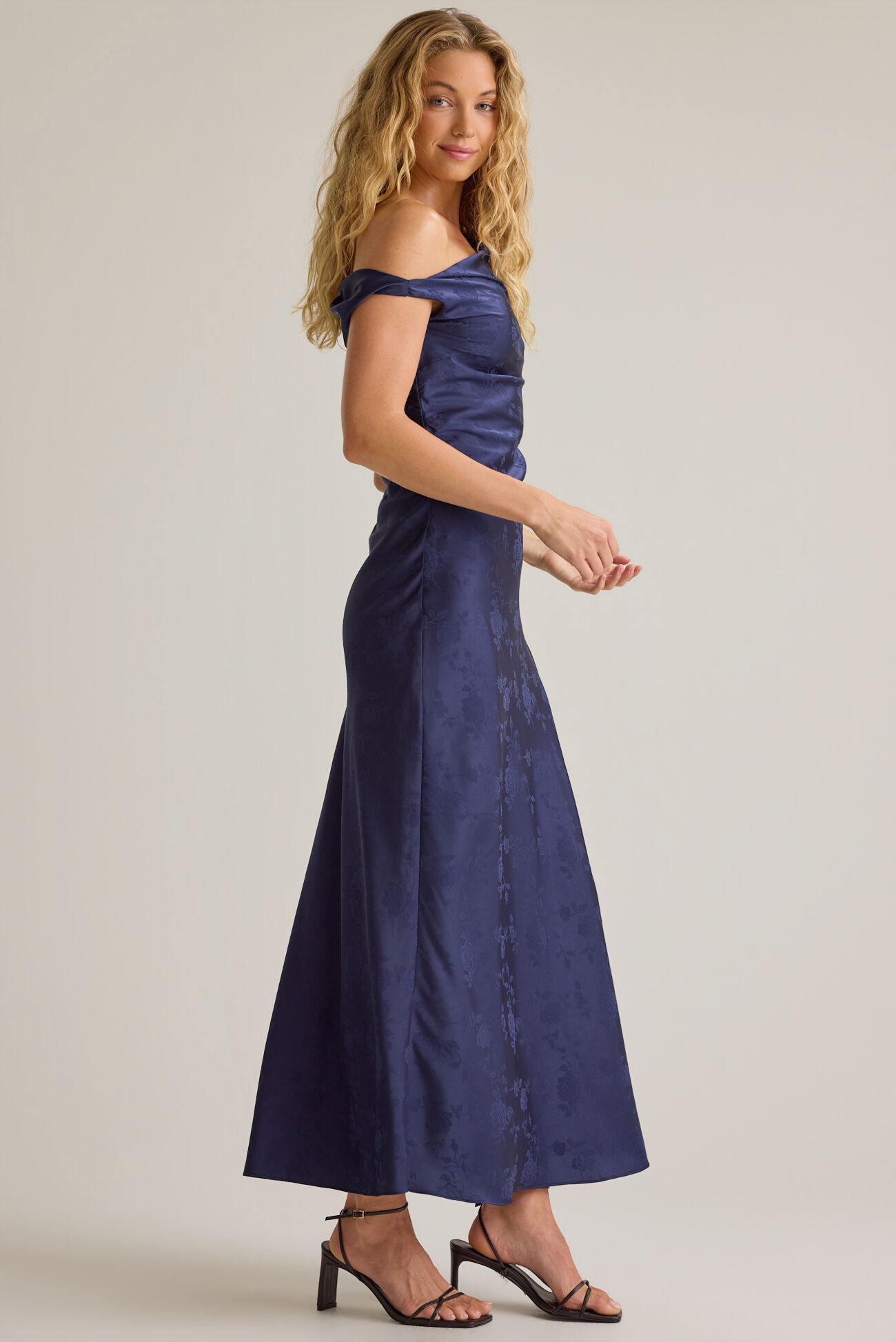 Kora Maxi Dress