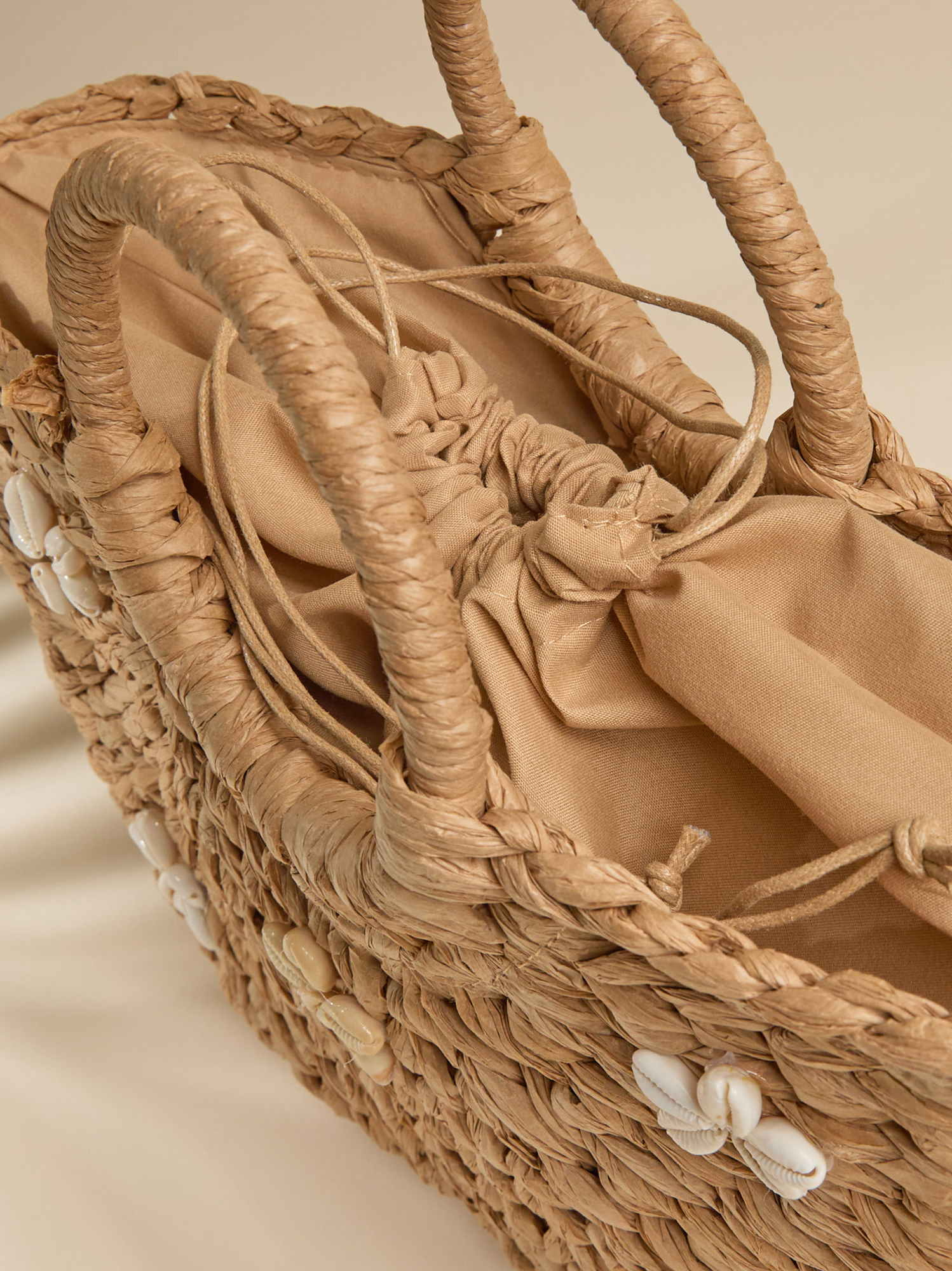 Jackie Shell Woven Bag in Natural | Altar'd State