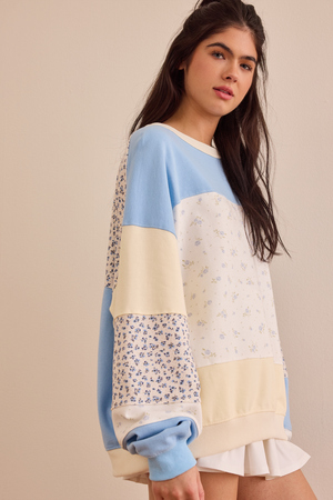 Mixed Bloom Pullover - Altar'd State - 