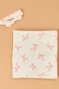 Pretty Bows Swaddle Set Detail 2 - Altar'd State