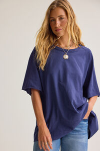 Jaiden Oversized Tee Detail 3 - Altar'd State