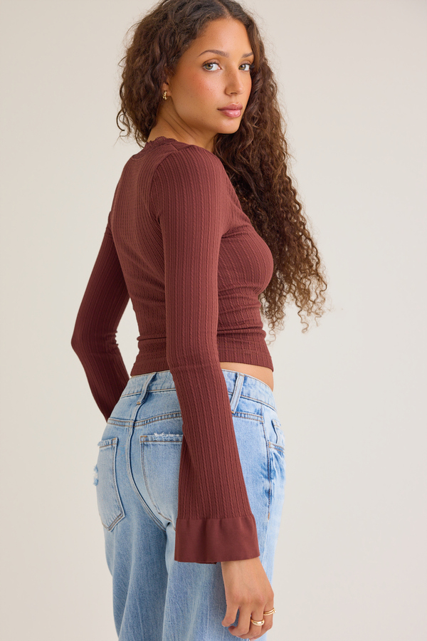 Kayda Lace Top Detail 5 - Altar'd State