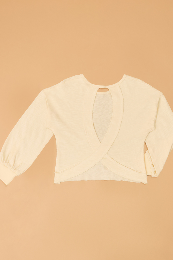Sloan Circle Back Long Sleeve Detail 3 - Altar'd State
