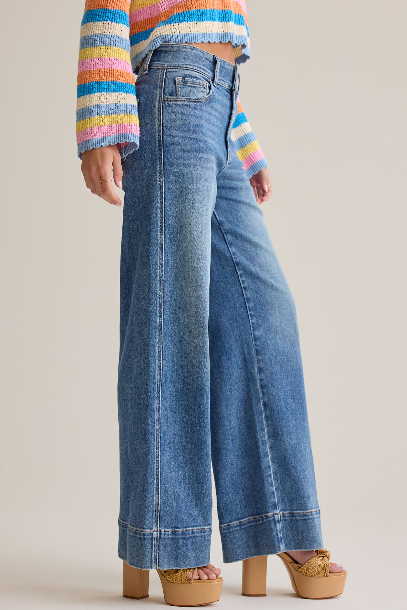 Lyla Wide Leg Jean