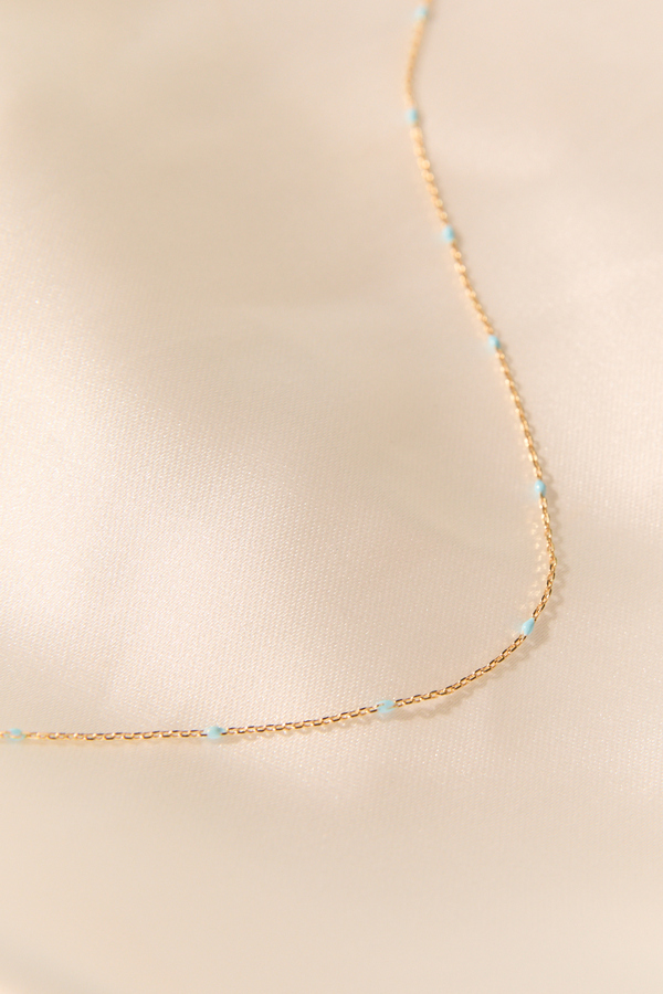Kendall Blue Dot Necklace Detail 2 - Altar'd State