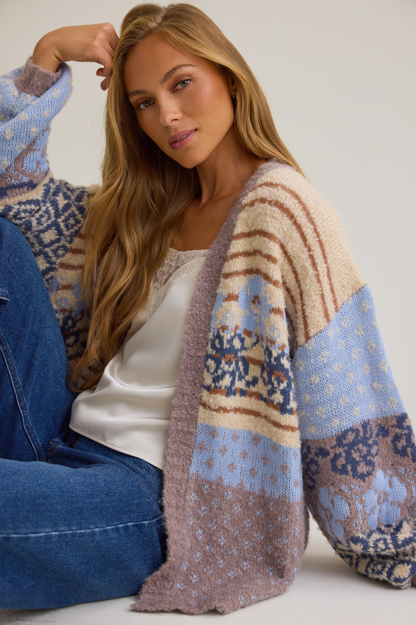 England Oversized Cardigan Detail 4 - Altar'd State