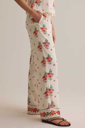 Lynley Floral Pants - Altar'd State - 