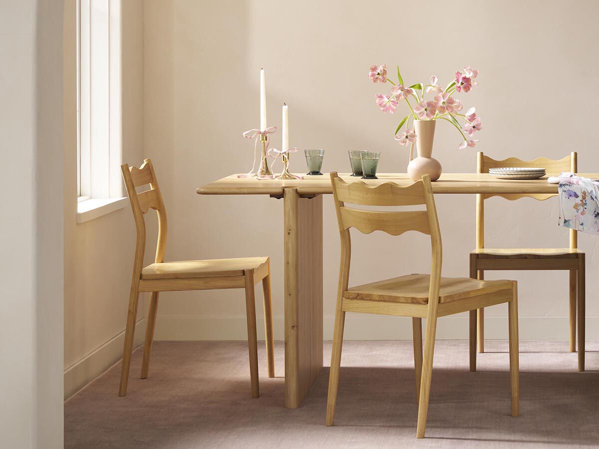 Moss Wood Dining Table Detail 2 - Altar'd State