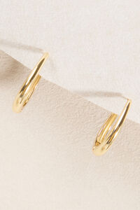 Olivia Oval Gold Hoops Detail 3 - Altar'd State