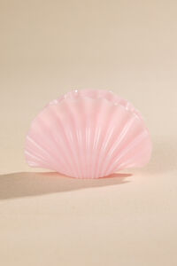 Seashell Claw Clip - Altar'd State