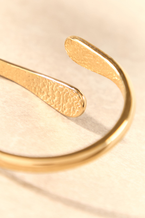 Hinge Foldover Bracelet - Altar'd State