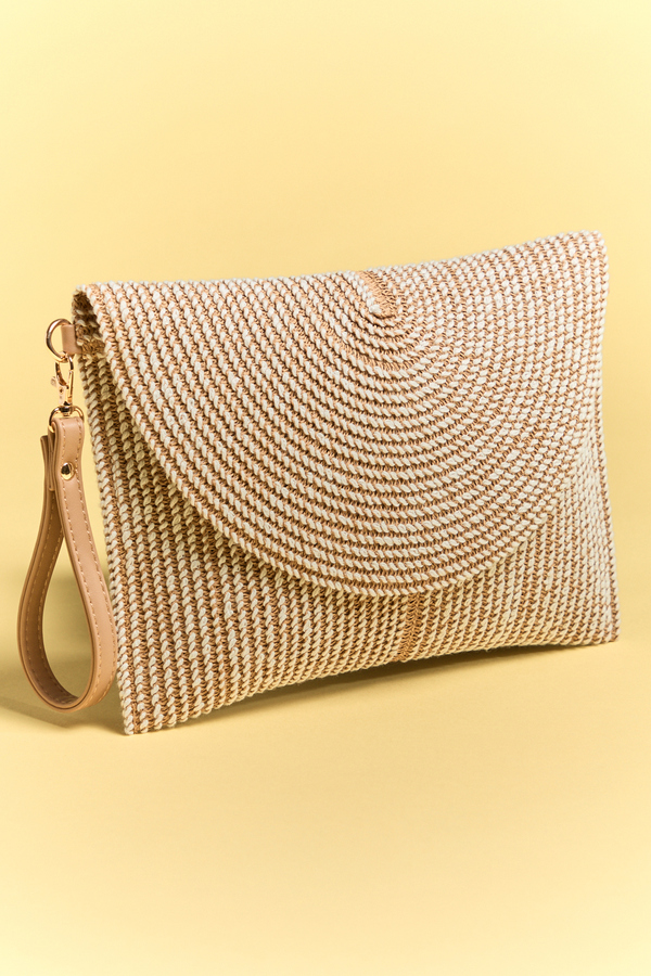 Woven Envelope Crossbody Detail 2 - Altar'd State