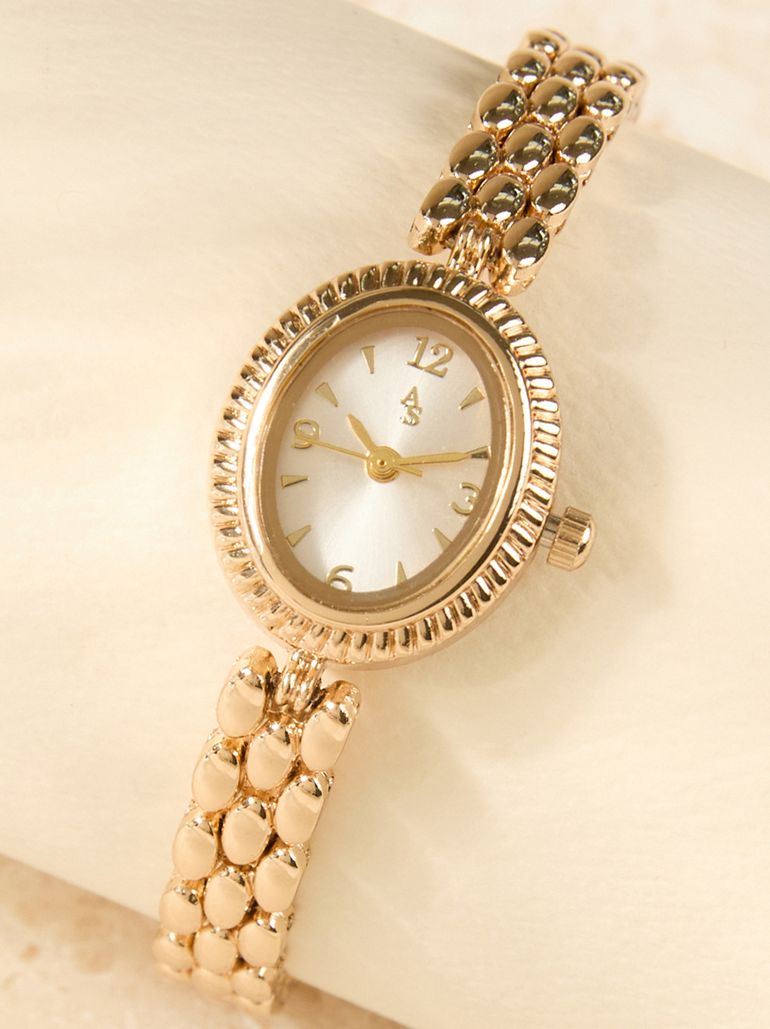 Olivia Textured Watch in Gold | Altar'd State