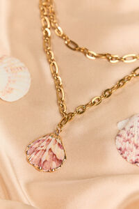 Double Layered Shell Necklace Detail 2 - Altar'd State