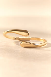 Hinge Foldover Bracelet Detail 2 - Altar'd State