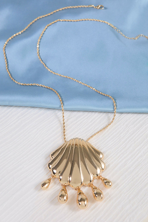 Golden Tide Shell Pendant Necklace - Altar'd State - 