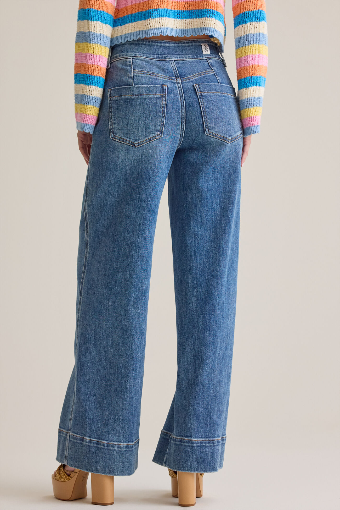Lyla Wide Leg Jean