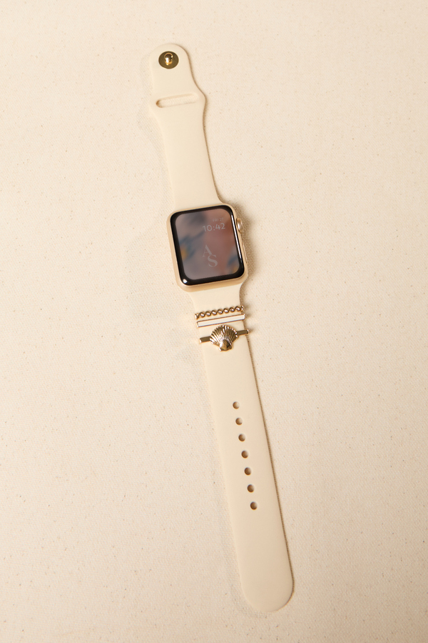 Shell Charm Smart Watch Band Detail 2 - Altar'd State