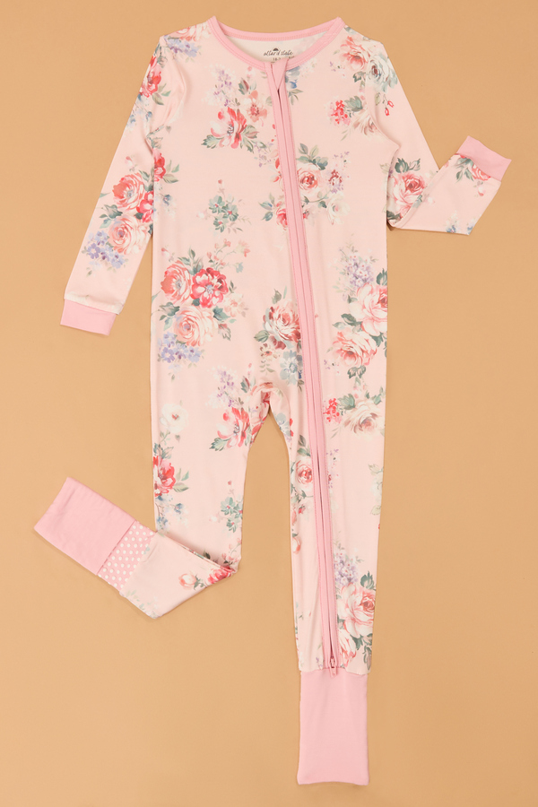 Bess Floral Romper Detail 2 - Altar'd State