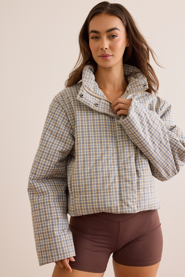 Roam Plaid Puffer Detail 2 - Altar'd State