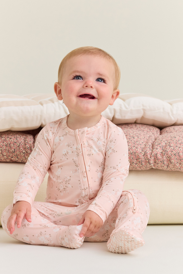 Dolly Daisy Ruffle Footie - Altar'd State