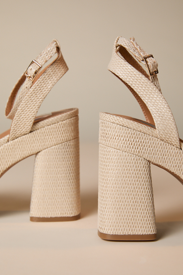 DV Whisora Rattan Crossover Wedge Detail 4 - Altar'd State