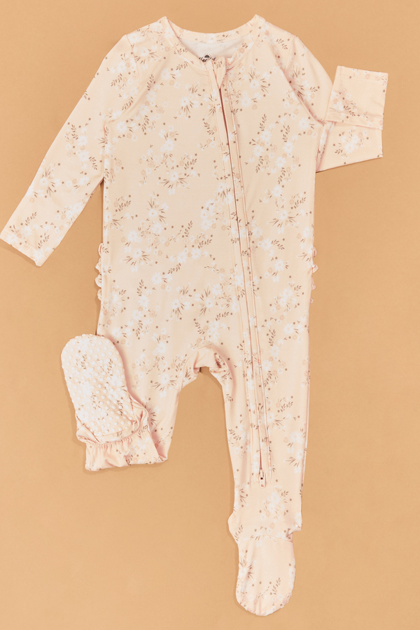 Dolly Daisy Ruffle Footie Detail 2 - Altar'd State