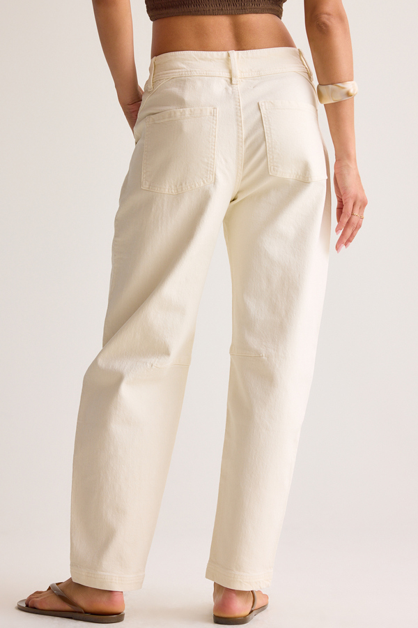 Ronny Barrel Jeans Detail 4 - Altar'd State
