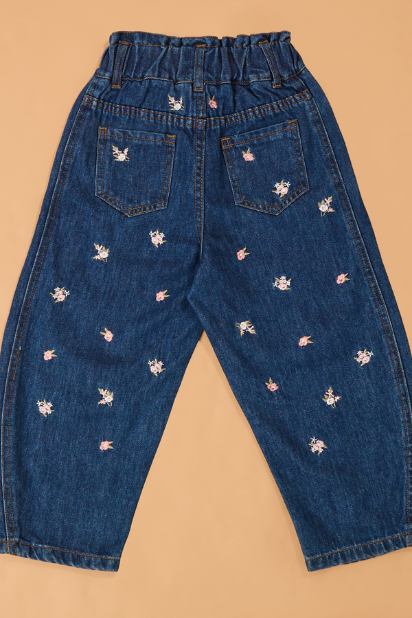 Brooklyn Floral Embroidered Barrel Jean Detail 3 - Altar'd State