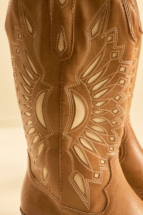 Matisse Charlotte Tall Western Boot Detail 4 - Altar'd State