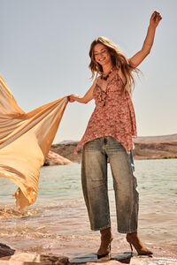 Jenna Cropped Barrel Jean Detail 2 - Altar'd State