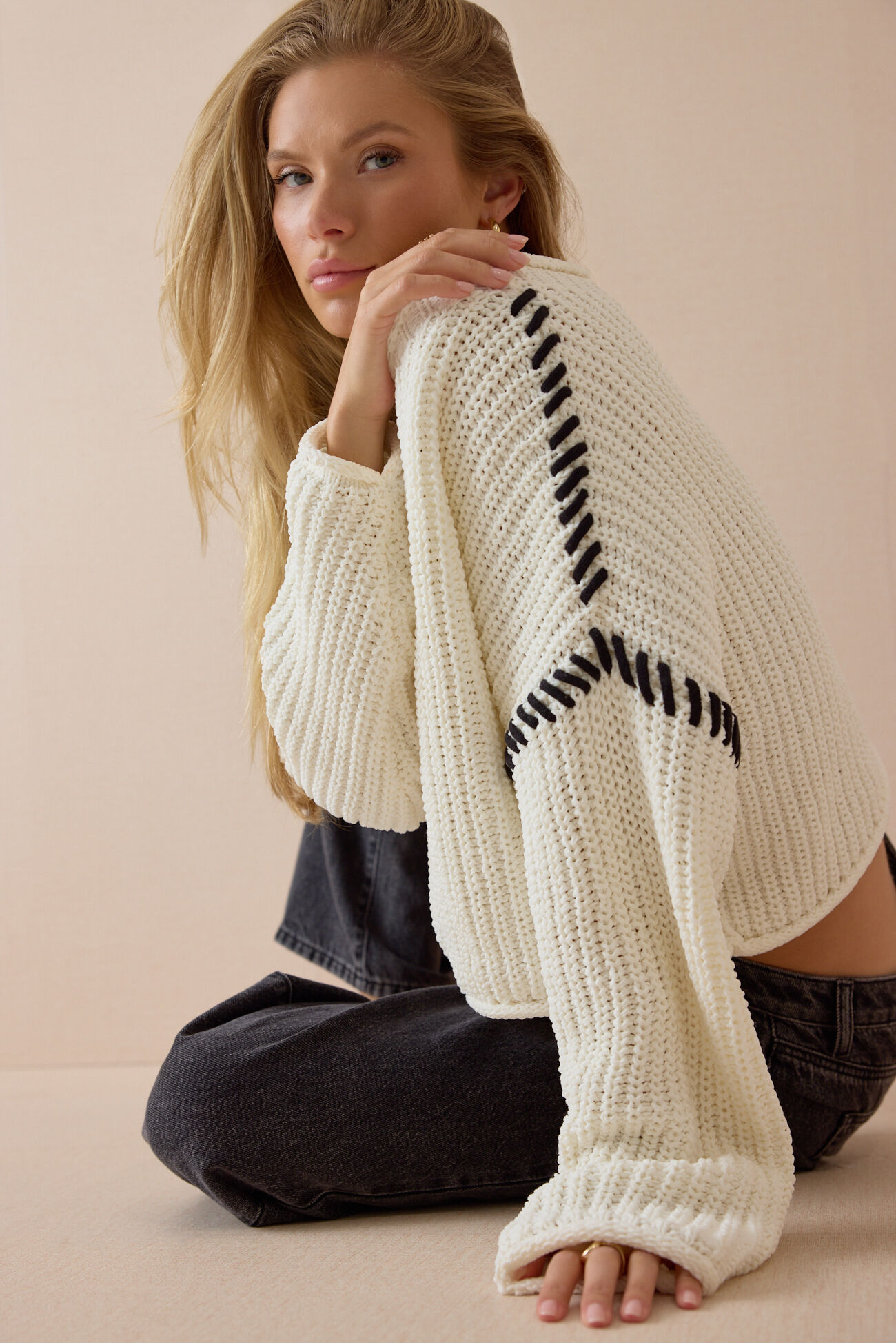 Violetta Whipstitch Pullover Sweater