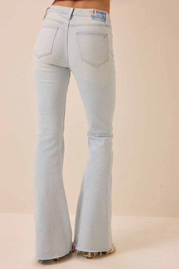Henlie Flare Jeans Detail 4 - Altar'd State