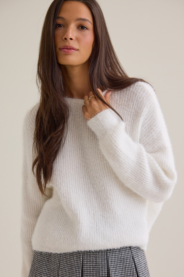 Jaslynn Twist Back Sweater Detail 3 - Altar'd State