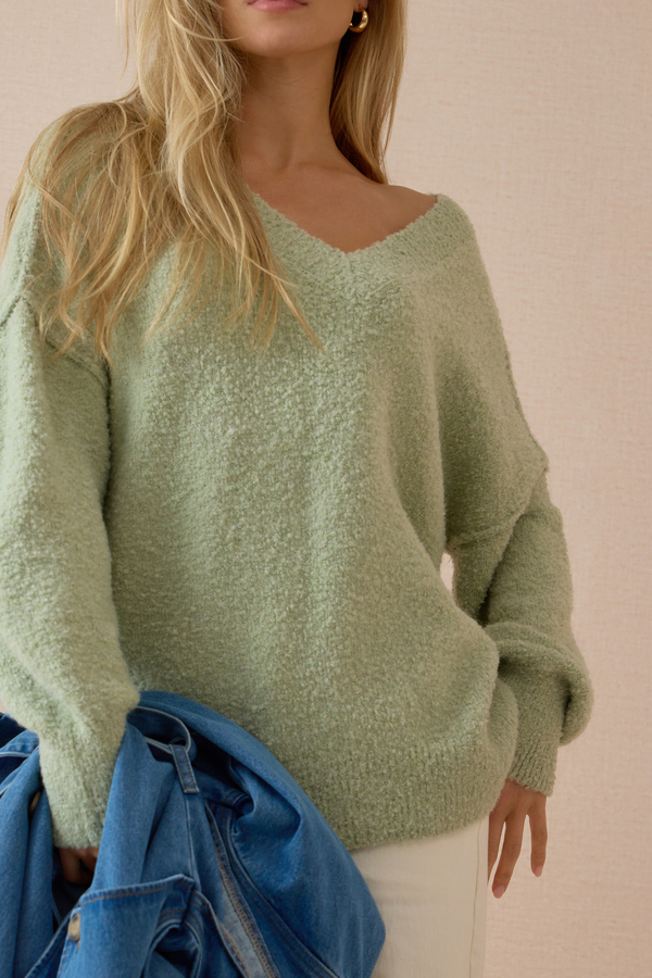 Candace V-Neck Tunic Sweater Detail 4 - Altar'd State