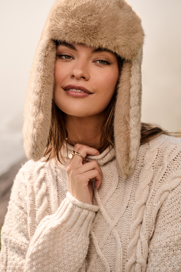 Noel Oversized Cable Knit Sweater - Altar'd State