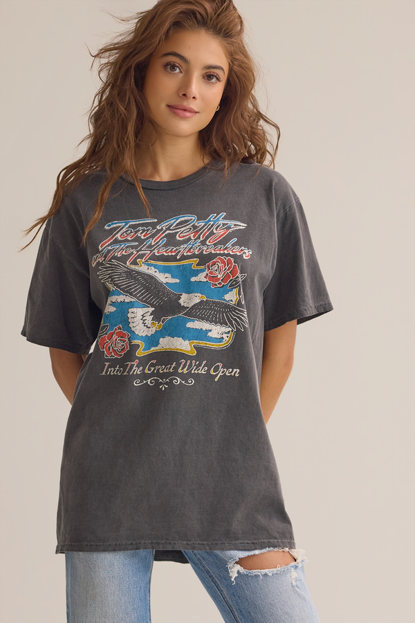 Tom Petty Eagle Oversized Tee Detail 3 - Altar'd State
