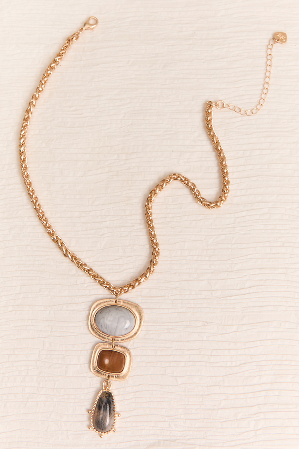 Sedona Tiered Necklace Detail 3 - Altar'd State
