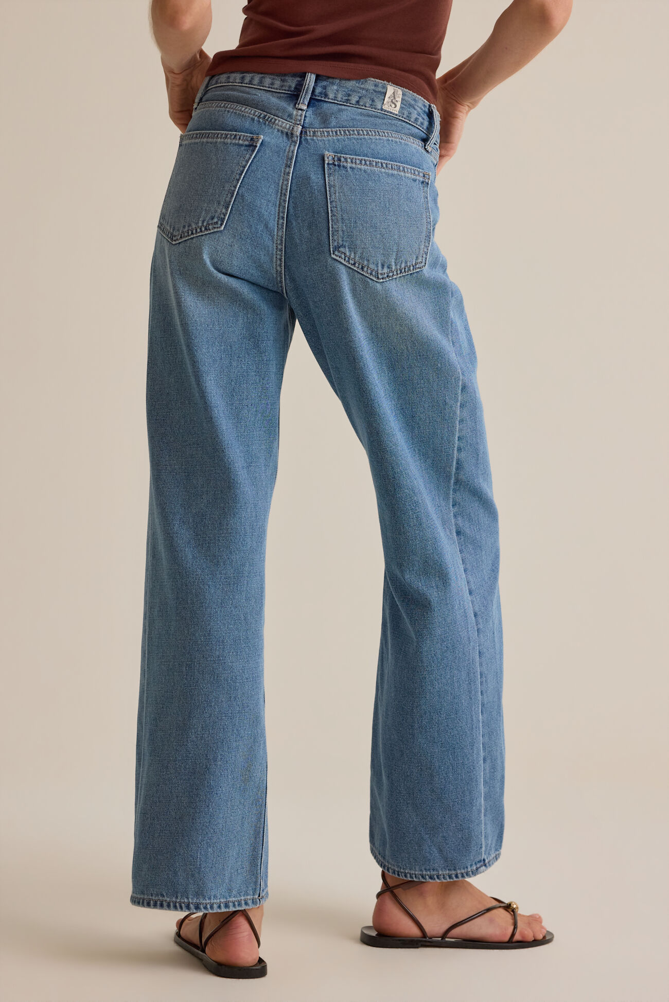 Hailey High Rise Barrel Jeans