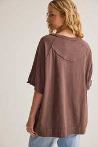 Jaiden Oversized Tee Detail 5 - Altar'd State