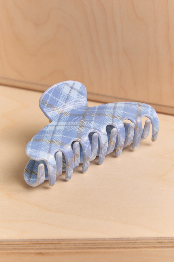 Varsity Plaid Claw Clip Detail 2 - Altar'd State