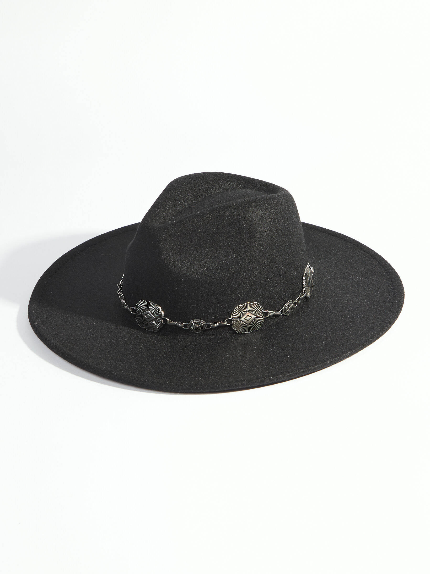 Medallion Hat | Altar'd State
