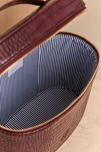 Locker Croc Beauty Case Detail 5 - Altar'd State