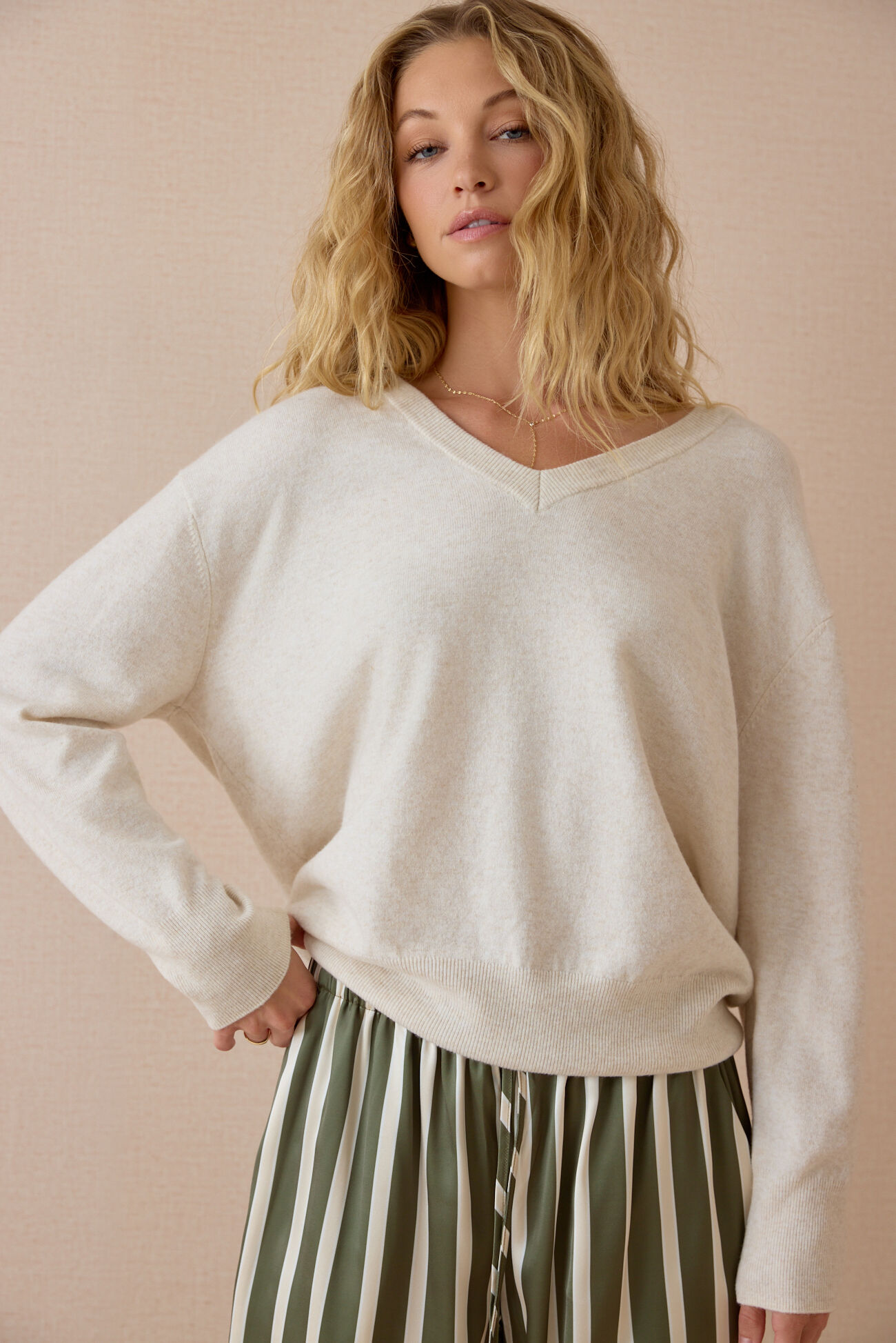 Flynn V Neck Pullover Sweater