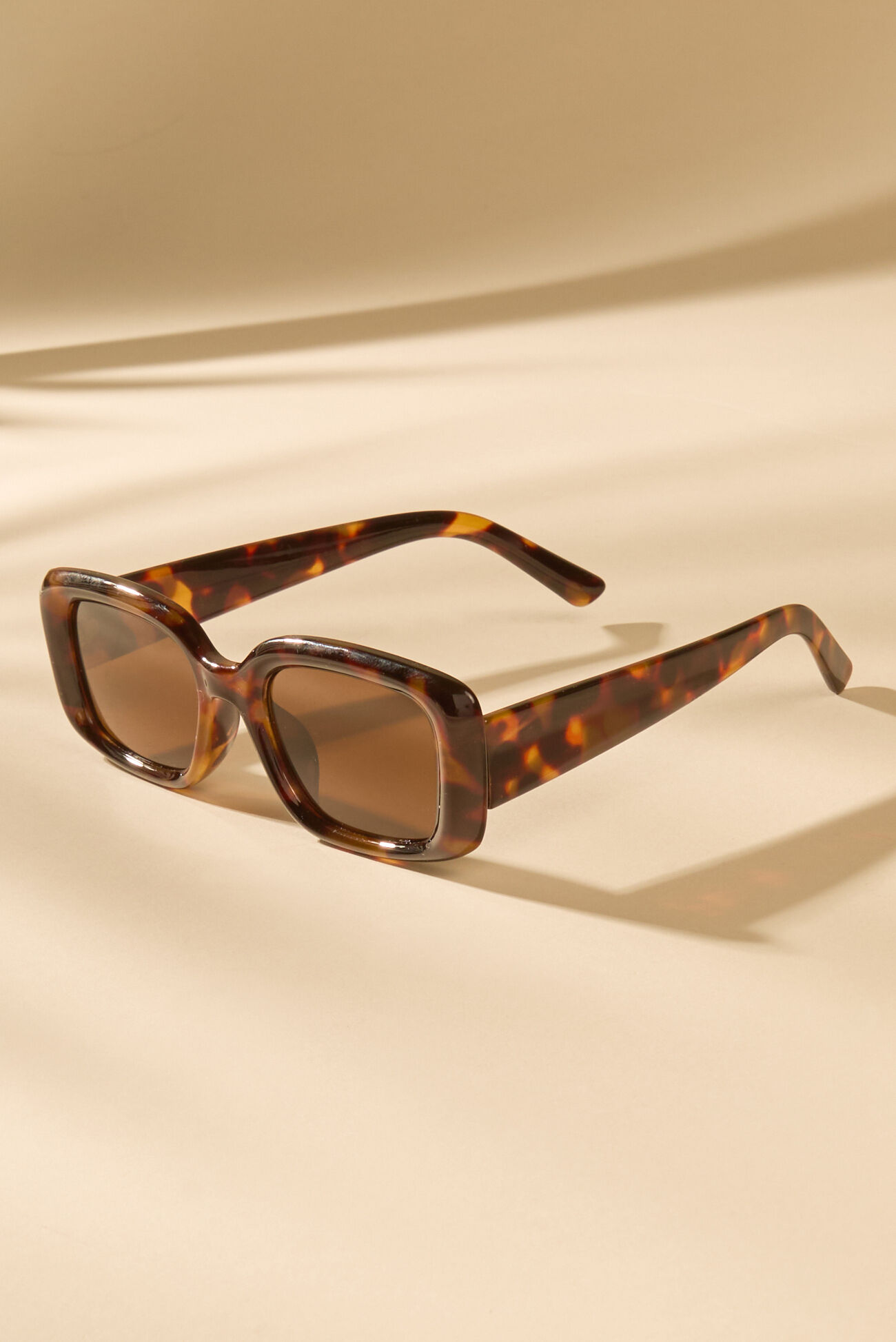 Frankie Rectangle Sunglasses