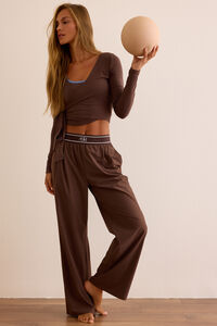 Elevated Ease Pant Detail 2 - Altar'd State