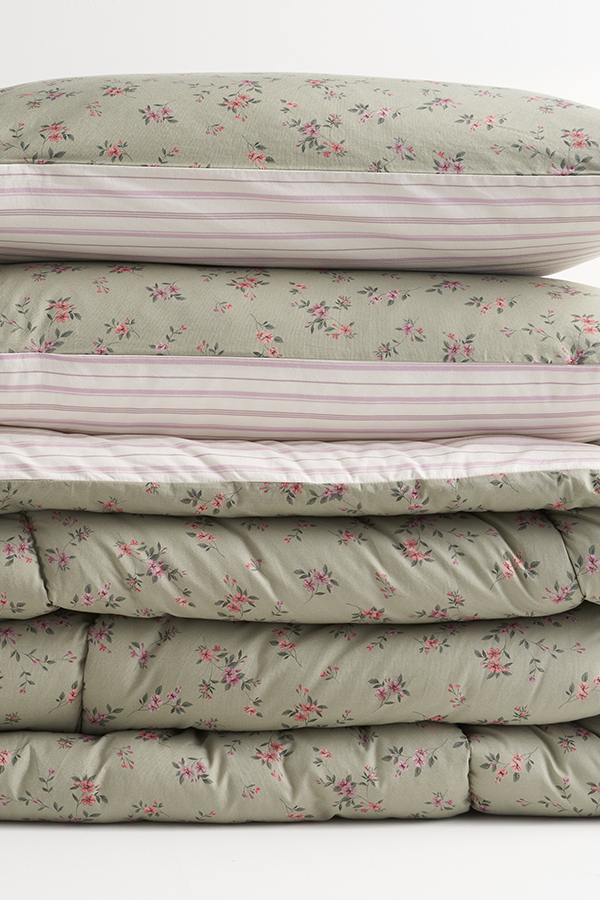Blair Cotton Comforter Detail 3 - Altar'd State