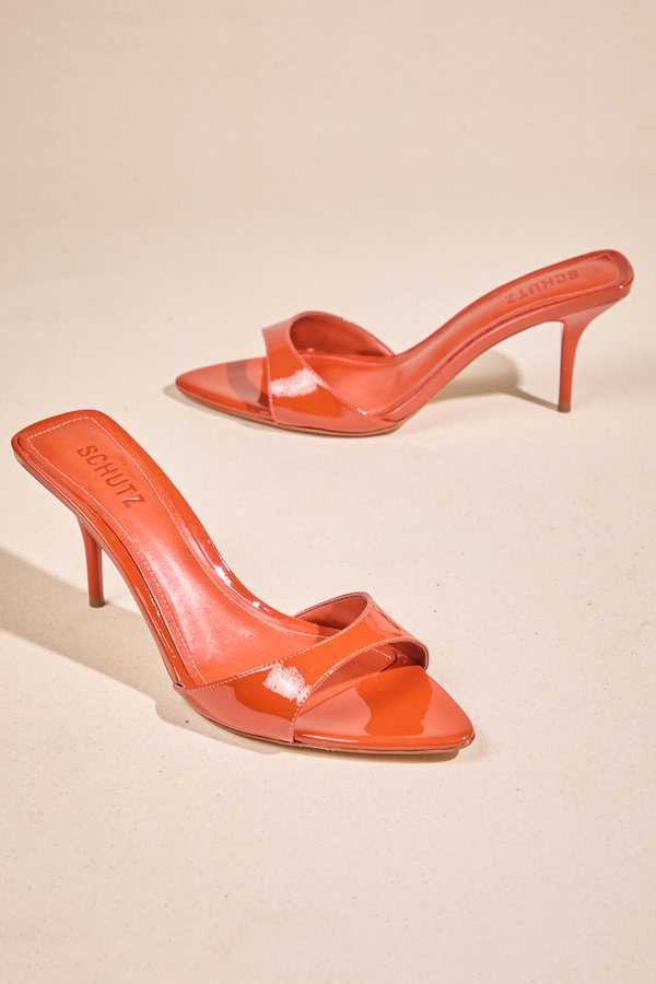 Schutz Elodie Slide Heel Detail 2 - Altar'd State