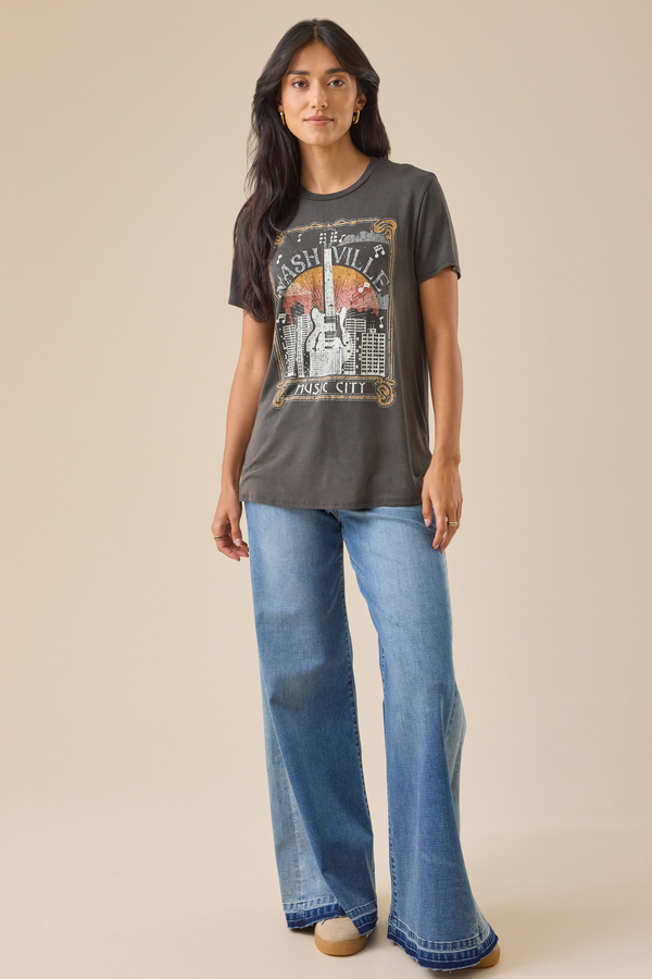 Nashville Boyfriend Tee Detail 2 - Altar'd State