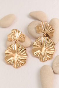 Gold Curve Burst Earrings Detail 2 - Altar'd State